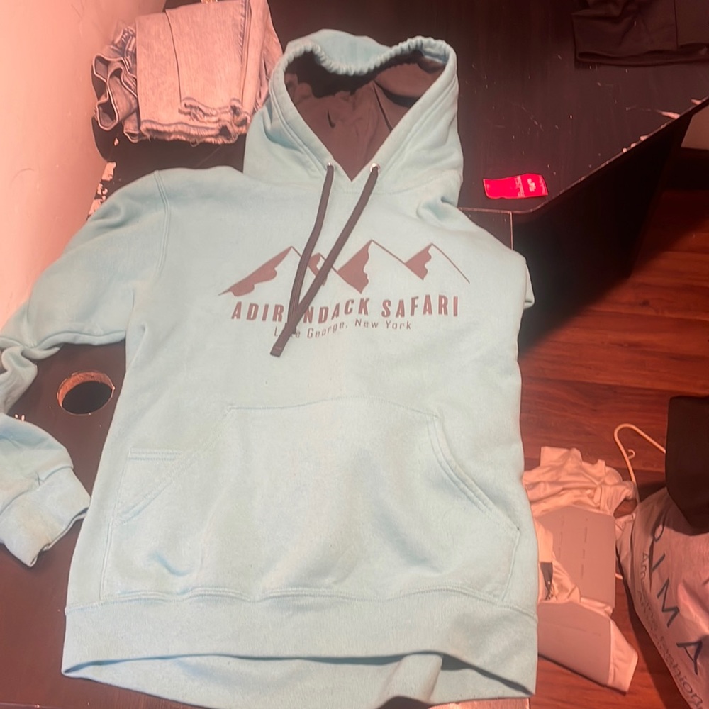 Mens small graphic sweater